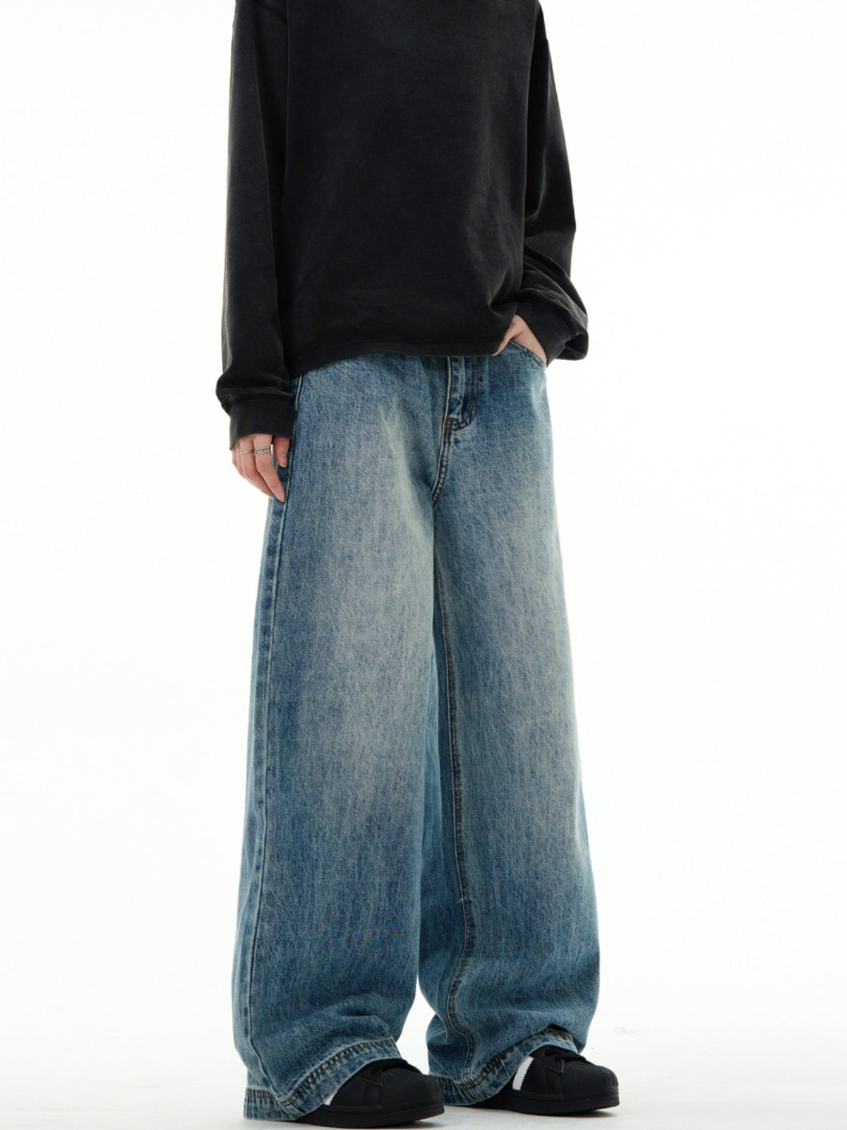 Clean Fit Wide Leg Jeans Vintage Wash Blue Denim