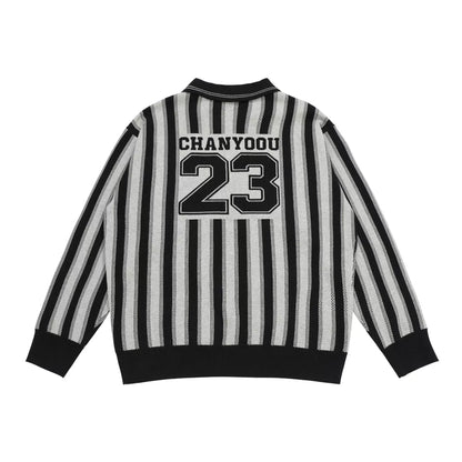 Camiseta negra desgastada y vanguardista de algodón estilo vintage con diseño de coche de carreras