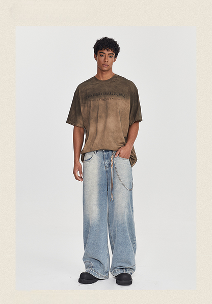 Camiseta negra desgastada y vanguardista de algodón estilo vintage con diseño de coche de carreras